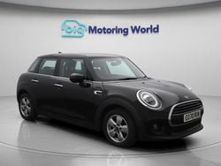 Black Used 2020 Mini Cooper Classic Hatchback | £11,900 (Fair price)