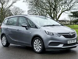 Grey Used 2016 Vauxhall Zafira Tourer Design Edition MPV | £4,675 (Fair price)