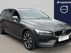Used 2022 Volvo V60 CC Estate | £30,840 (Fair price)