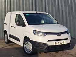White Used 2021 Toyota Proace Active Van | £9,998 (Fair price)
