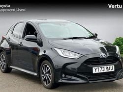 Black Used 2023 Toyota Yaris Hybrid Design Hatchback | £17,745 (Fair price)
