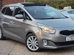 Silver Used 2015 Kia Carens 4 MPV | £6,340 (Fair price)