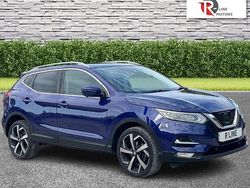 Blue Used 2017 Nissan Qashqai Tekna SUV | £10,195 (Fair price)