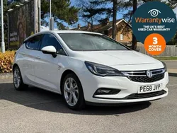 White Used 2018 Vauxhall Astra SRi Hatchback | £6,895 (Fair price)