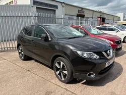 Black Used 2016 Nissan Qashqai N-Connecta SUV | £7,295 (Fair price)