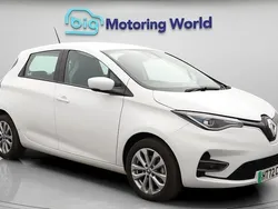Used 2022 Renault Rapid SE Hatchback | £10,000 (Fair price)