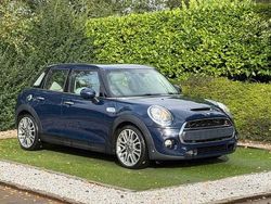 Blue Used 2015 Mini Cooper S Hatch Hatchback | £8,449 (Good price)