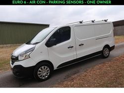 White Used 2021 Renault Trafic Business Van | £12,990 (Fair price)