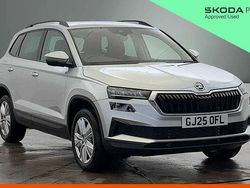 Brilliant silver metallic New 2025 Skoda Karoq SE Drive SUV | £24,950 (Super price)