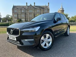 Onyx black Used 2021 Volvo XC60 Momentum SUV | £25,995 (Fair price)