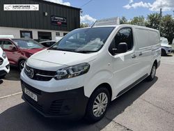 White Used 2021 Vauxhall Vivaro S Van | £12,995 (Fair price)