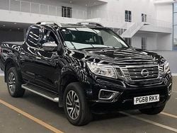 Black Used 2019 Nissan Navara Tekna Pickup | £10,990 (Super price)