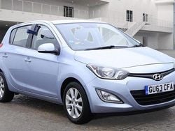 Blue Used 2013 Hyundai i20 Style Hatchback | £4,395 (Fair price)