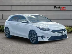 White Used 2023 Kia Ceed 3 Hatchback | £14,298 (Fair price)