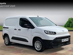 Icy white Used 2024 Toyota Proace City Van | £16,490 (Fair price)