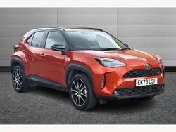 Scorched orange with black roof Used 2023 Toyota Yaris Cross Sport SUV | £23,995 (Fair price)