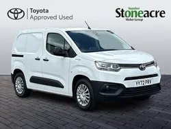 White Used 2022 Toyota Proace Van | £13,500 (Good price)