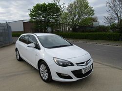 White Used 2016 Vauxhall Astra S Estate | £3,495 (Fair price)
