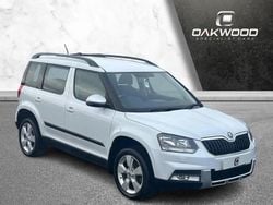 White Used 2014 Skoda Yeti Tour SUV | £8,495 (Good price)