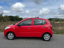 Red Used 2013 Hyundai i10 Classic Hatchback | £2,495 (Super price)