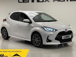 Used 2020 Toyota Yaris Hybrid | £14,990 (Fair price)