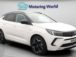 White Used 2024 Vauxhall Grandland X Ultimate SUV | £21,900 (Good price)