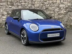 Blue Used 2024 Mini Cooper SE Hatch Hatchback | £30,890