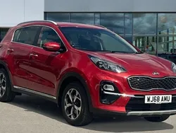 Red Used 2018 Kia Sportage 2 SUV | £13,967 (Fair price)