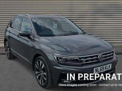 Indium grey metallic Used 2019 VW Tiguan R-line SUV | £21,499 (Good price)