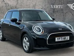 Black Used 2021 Mini Cooper Classic Hatchback | £17,619 (Fair price)