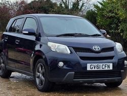 Blue Used 2011 Toyota Urban Cruiser Hatchback | £1,495 (Super price)