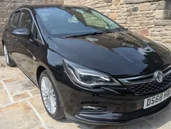 Black Used 2018 Vauxhall Astra Elite Hatchback | £7,950 (Good price)