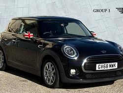 Black Used 2018 Mini Cooper Classic Hatchback | £10,990 (Good price)