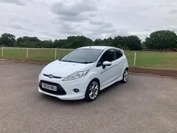 White Used 2010 Ford Fiesta Zetec Hatchback | £2,498 (Fair price)