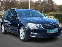 Black Used 2019 Skoda Octavia SE Estate | £11,500 (Fair price)