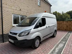 Silver Used 2015 Ford Transit Custom Van | £5,775 (Good price)