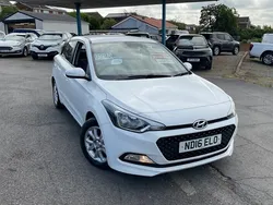 White Used 2016 Hyundai i20 SE Hatchback | £6,995 (Fair price)