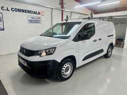 White Used 2023 Peugeot Partner Premium MPV | £11,900 (Fair price)