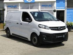 White Used 2022 Vauxhall Vivaro S Van | £9,992 (Super price)