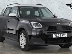 Black Used 2025 Mini Countryman SUV | £30,695 (Fair price)