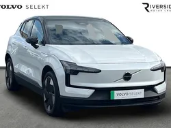 Crystal white Used 2024 Volvo EX30 Performance SUV | £31,250 (Fair price)