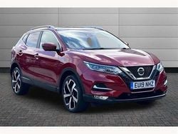 Red Used 2019 Nissan Qashqai Tekna SUV | £11,990 (Good price)
