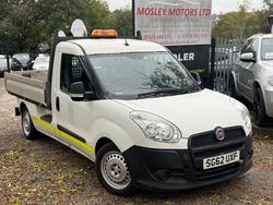 White Used 2012 Fiat Doblò MPV | £3,990 (Fair price)