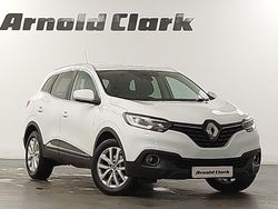 White Used 2017 Renault Kadjar Dynamique SUV | £7,498 (Good price)