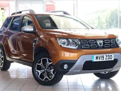 Orange Used 2019 Dacia Duster Prestige SUV | £10,680 (Fair price)