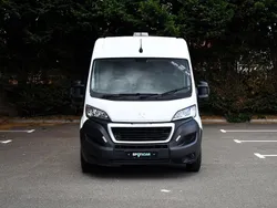 White Used 2022 Peugeot Boxer S Van | £17,396 (Fair price)