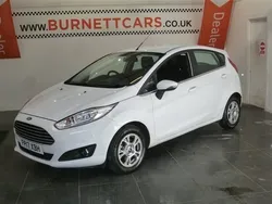 White Used 2017 Ford Fiesta Zetec Hatchback | £6,489 (Fair price)