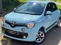 Blue Used 2017 Renault Twingo Dynamique Hatchback | £8,695 (Expensive)