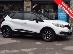 White Used 2019 Renault Captur Iconic SUV | £9,500 (Fair price)