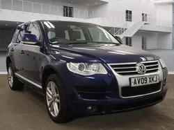 Blue Used 2009 VW Touareg SUV | £4,999 (Fair price)